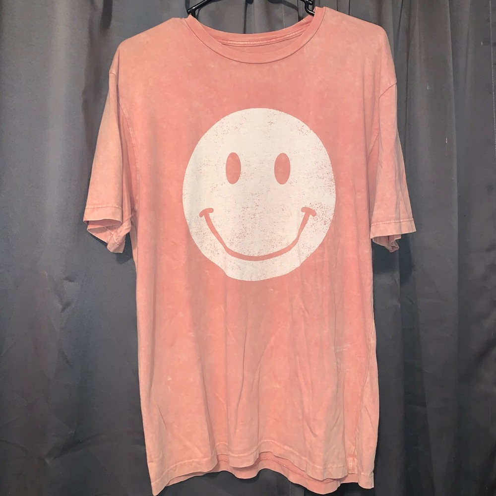 Smiley tee